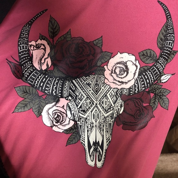 Extra soft boho graphic t - Picture 3 of 4